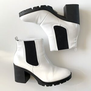 Topshop Patent White Chelsea Booties - EU 41